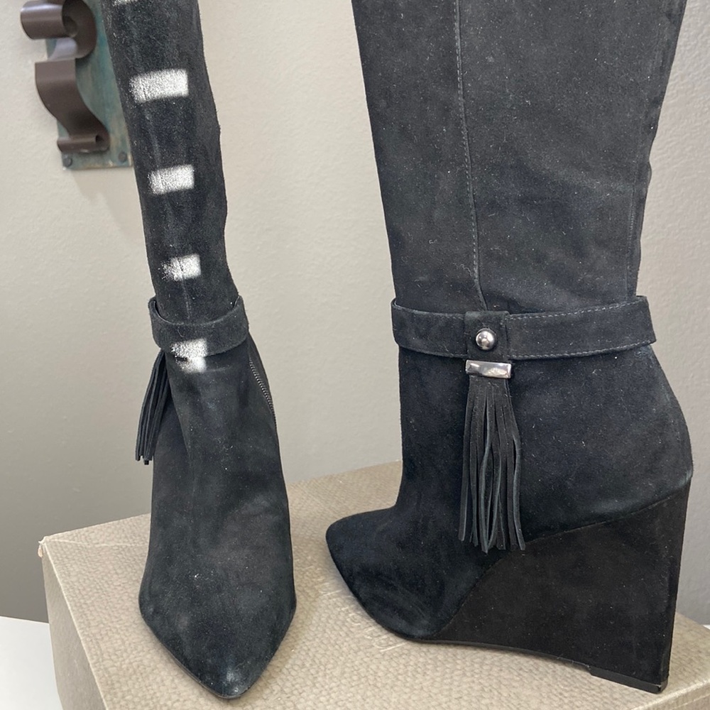Black Heeled Nine West Boots - Picture 8 of 8